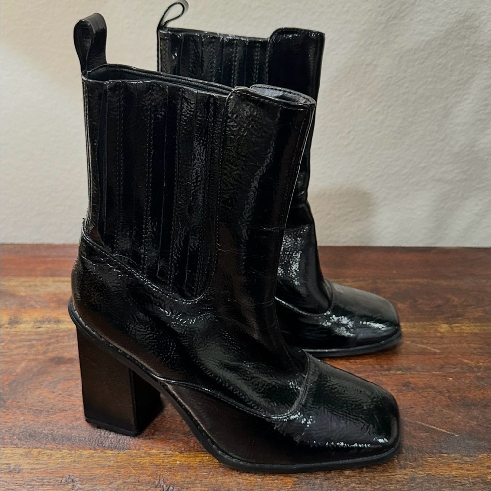 Pretty little thing Black Women's mid calf Boots size 7